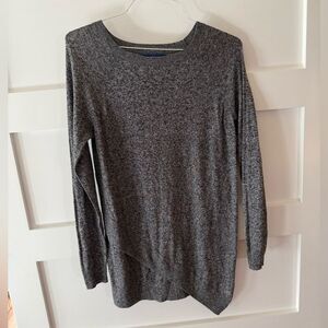 Apt 9 Heather Gray lightweight long sleeve top size Medium